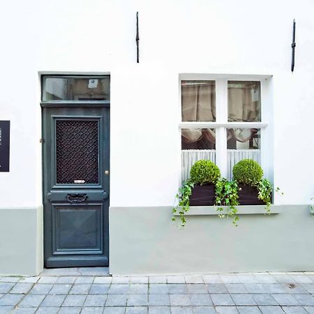 Guesthouse Groeninghe In The Centre Of Brügge Exterior foto